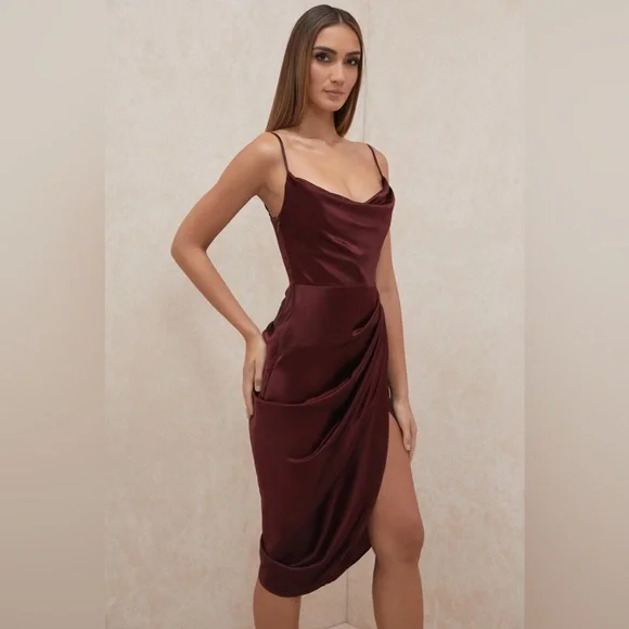 HOUSE OF CB 'Reva' Raisin Satin Balcony Corset Dress - Picture 7 of 16